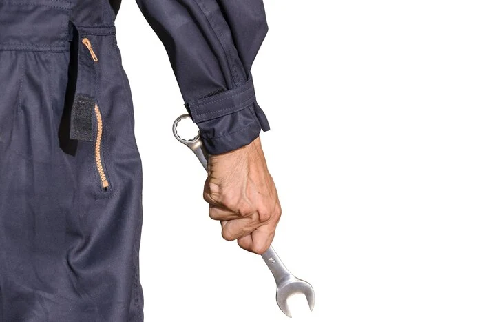 ادوات الأمن والسلامة في السعودية